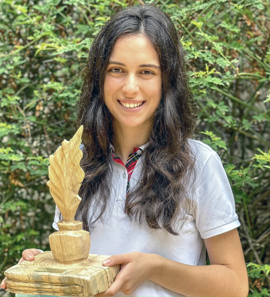 Almudena Medina, del colegio El Encinar en Cordoba, primer premio en Moliendo versos.