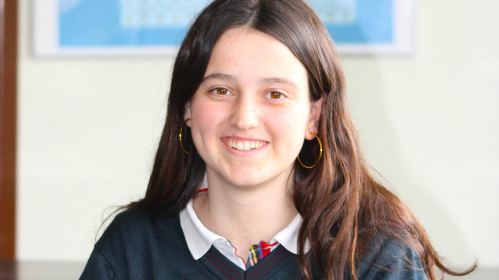 Ainhoa Seijo, alumna del Colegio Montespiño, Subcampeona de la Olimpiada Gallega de Química 2024